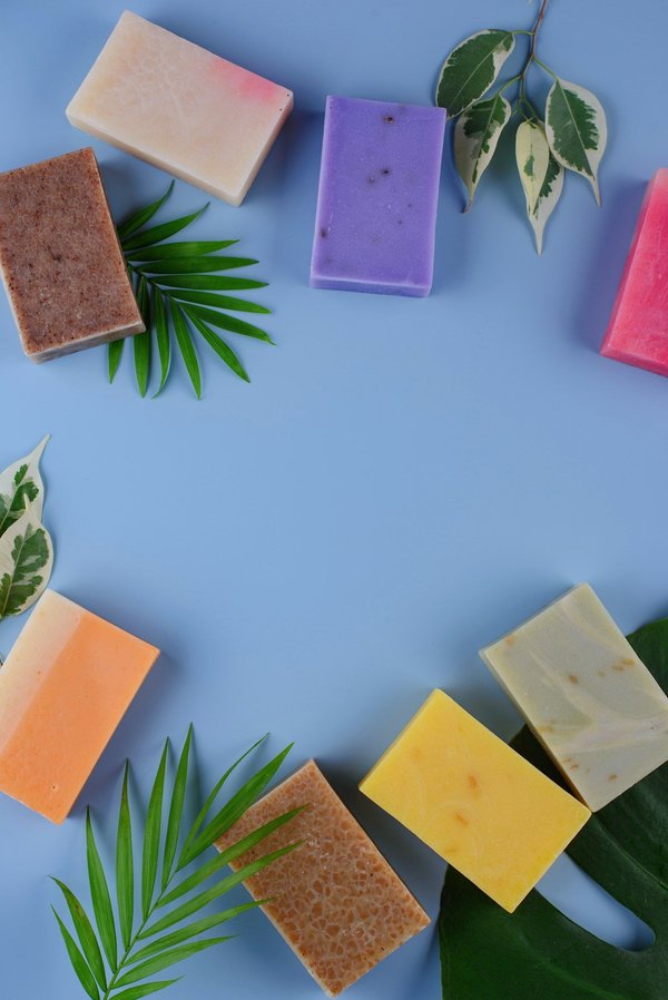 Créer une marque de cosmétiques et savons : guide complet